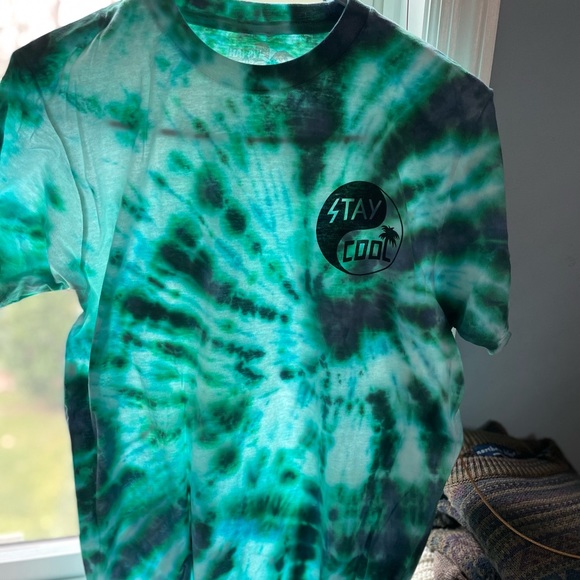 HAPPY HOUR Stay Cool Yin Yang Mens T-shirt - Picture 2 of 3